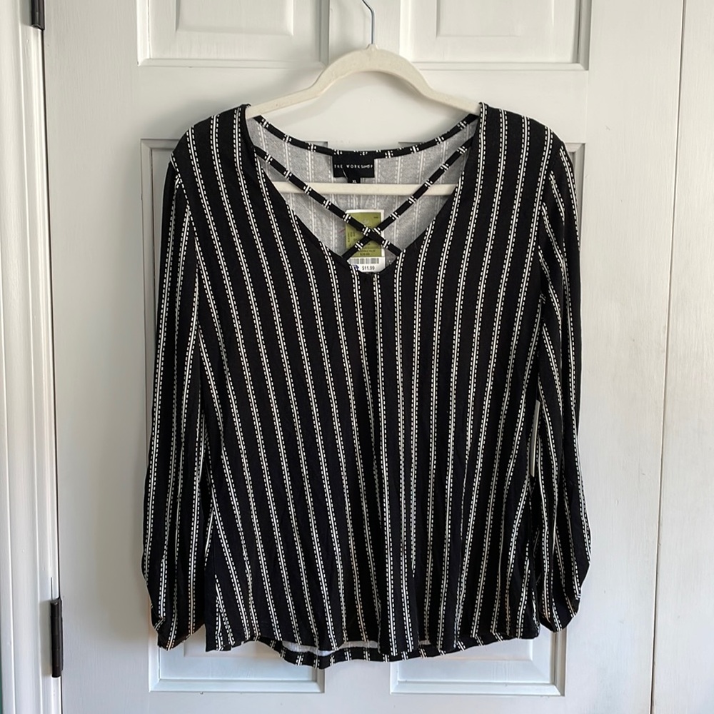 Black and white top
